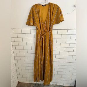Adorable boutique maxi dress. Reluctant to sell I just don’t wear it as often.
